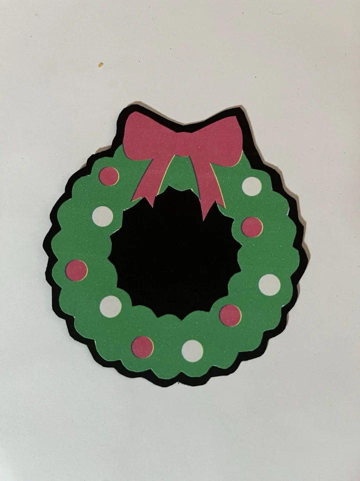 Corona prefabricada adorno troquelado Foto 1 de 1