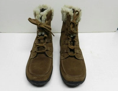 Botas de invierno Bass Summit para mujer de cuero marrón 10M estilo corto superior de piel sintética Foto 1 de 4