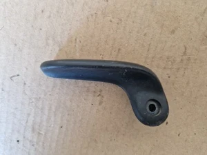 VW GOLF MK3 / PASSAT FRONT LEFT SIDE SEAT HEIGHT ADJUST HANDLE LEVER 1H0881253 - Picture 1 of 4