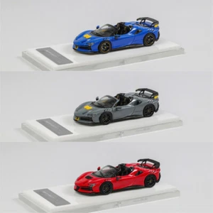 Coche modelo fundido a presión DMH 1:64 SF90 XX Spider - Imagen 1 de 15
