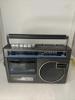 Electro Brand Radio Cassette Player Model 7934 For Parts/repair - Image 1 of 4