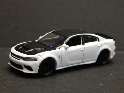 Dodge Charger SRT Hellcat Redeye 2021 nudillo blanco 1/64 réplica diorama como nuevo Foto 1 de 4
