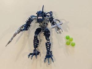 LEGO Bionicle 8902 Piraka Vezok, Very Good Condition, Working Brain - Picture 1 of 1