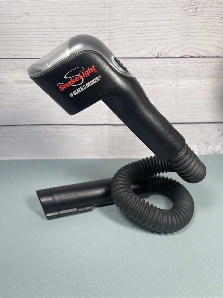 Luz serpiente BLACK & DECKER - Luz de trabajo ajustable - Alimentada por batería C - PROBADA Foto 1 de 4