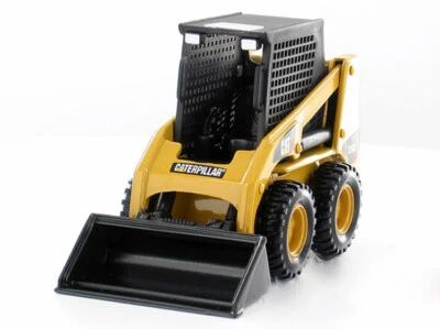 FINISHED CAR TRUCK CAT 226B Skid Steer Loader 1/32 DIECAST MODEL - Image 1 of 4