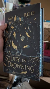 Illumicrate A Study in Drowning - Ava Reid - SIGNED Special Edition sprayed Edge - Picture 1 of 5