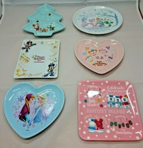 Platos de mar Tokyo Disneyland y Disney y platos de Disney vendidos como un conjunto - Imagen 1 de 7