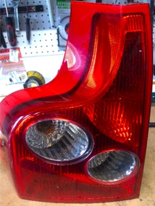 Auténtico volvo xc90 luz trasera izquierda driver L izquierda 2003-06 PROBADO - Imagen 1 de 1