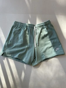 NWT Nike Club Fleece Men’s French Terry Flow Shorts About The Knee Size XL - Picture 1 of 5