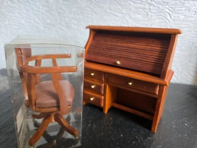 Puppenstubenmöbel Emporium Nussbaum Rollplatte Schreibtisch/Drehstuhl 1.12. - Bild 1 von 4