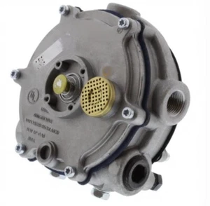 Yale Carrello elevatore Regolatore GPL | Convertitore Century (Molla Arancione) GLP060TF | - Foto 1 di 3