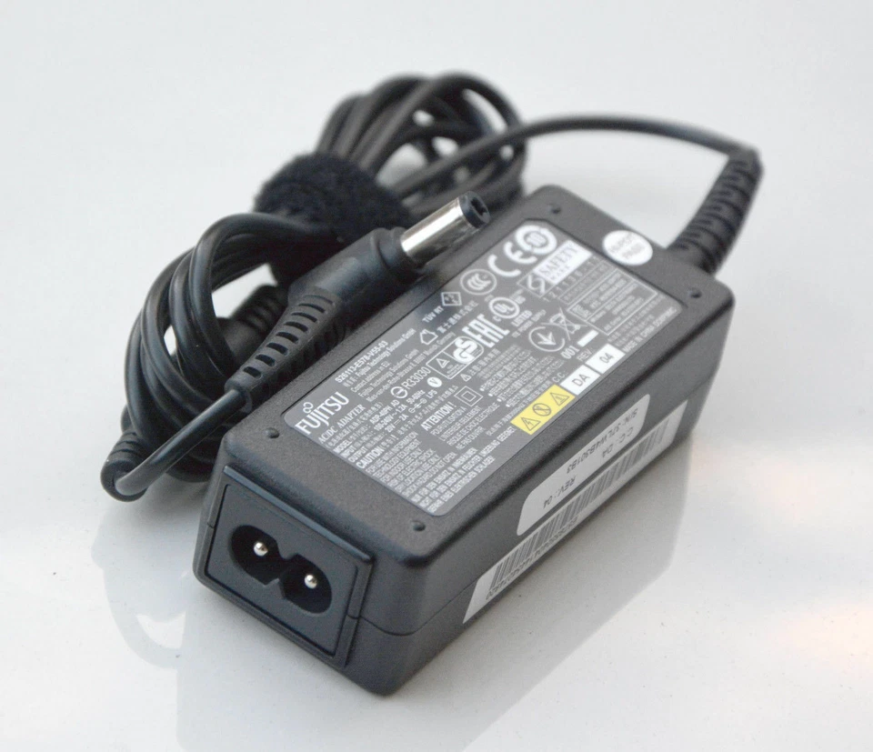 40W Alimentazione FSC 20V 2A F Amilo Mini Ui3250 FUTRO S500 S550 Alimentatore - Immagine 1 di 1