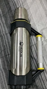 Termo de acero inoxidable Stanley Aladin EL PERNO con mango taza 1,1 cuartos/1 L BONITO - Imagen 1 de 3