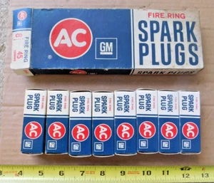 8 NEW AC 45 SPARK PLUGS VINTAGE CADILLAC OLDS PONTIAC NASH DODGE CHRYSLER +MORE - Picture 1 of 2