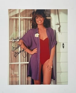 Linda Gray Authentic Hand Signed 8x10 Photo Actress Dallas - Picture 1 of 2