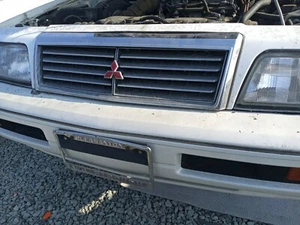 MITSUBISHI GALANT SIGMA 1989 1990 FRONT RADIATOR GRILL chrome - Picture 1 of 5