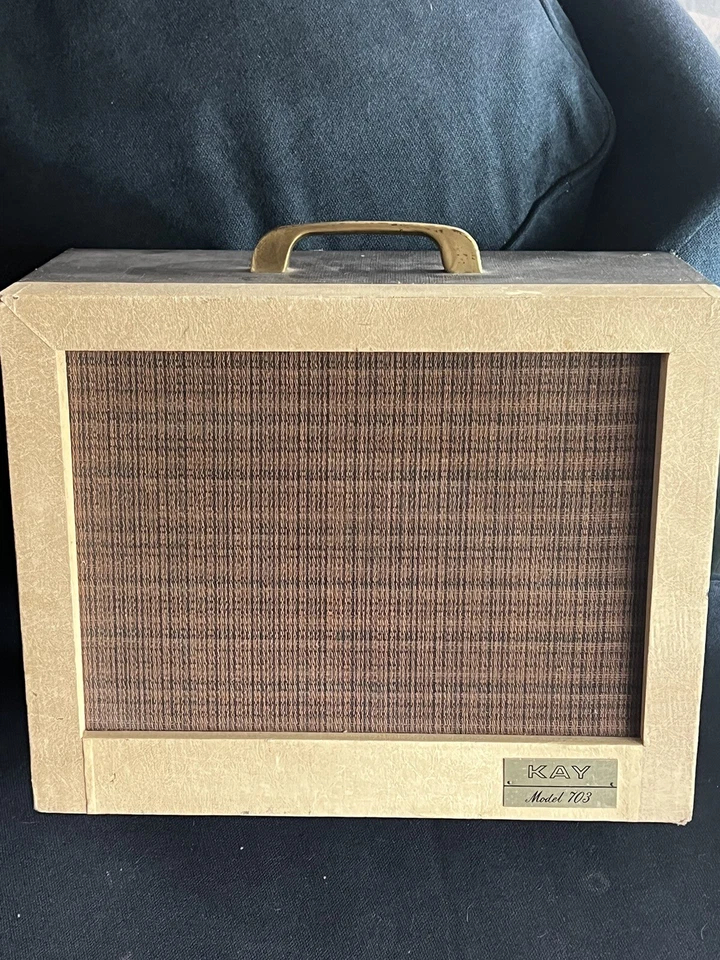 Kay 型号 703 — 第 1/4 张图片