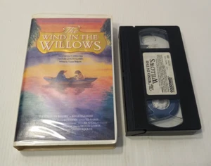 The Wind in the Willows VHS Tape HiT Entertainment Clamshell Original Case - Picture 1 of 3