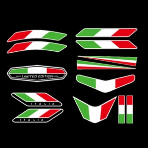13 piezas DELINA Bandera Italia Pegatina Emblema Insignia Decoración para Coche Italiano Bicicleta Camión - Imagen 1 de 10