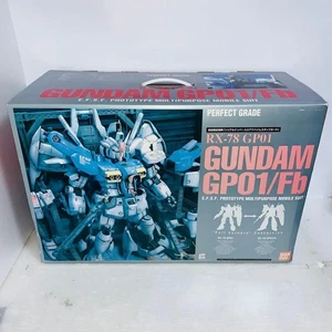 Bandai PG Gundam GP01/Fb kit modellino bruciatore completo con scheda personale Anaheim limitata - Foto 1 di 7