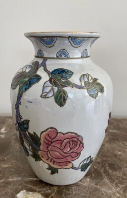 Vintage Asian Porcelain Floral Hand Painted Multicolor Vase Chinoiserie 6” T - Image 1 of 4