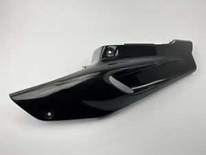 Honda CBR 900 RR Fairing Rear Left Fairing Cowling Cover Panel SC28 #24329 - Picture 1 of 14