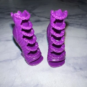 Accesorio de repuesto para zapatos básicos de tacón púrpura Ever After High Raven Queen - Imagen 1 de 5