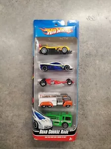 Hot wheels Road Course Race 5 pack - Rescue Truck and Fuel Truck + 3 Cars 2009 - Picture 1 of 3