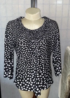 Top elástico con volantes New Directions Wom Petite L negro/blanco Foto 1 de 4