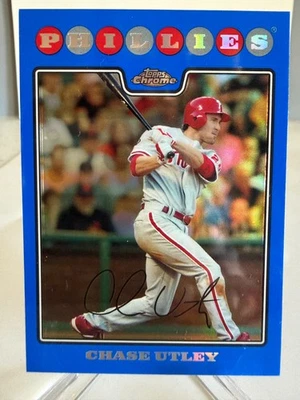 2008 Topps Chrome 'Blue Refractor' Chase Utley #123 6-Time AS - Image 1 of 3
