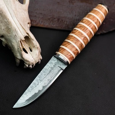 Gift-Ready 8.1" Damascus / Steel Knife Full Tang Hunt it Hunt + Leather Sheath - Image 1 of 4