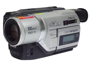 Sony Handycam DCR-TRV320E Digital8 Camcorder - Video8 Hi8 kompatibel - Bild 1 von 1