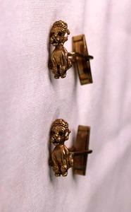 PAAR VINTAGE PUDEL MANSCHETTENKNÖPFE NOFRETETE HUND TÖCHTER DES NILS - Bild 1 von 2