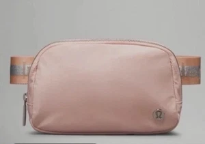 NWT Lululemon Everywhere Belt Bag 1L Pink Mist Concert Travel Casual Wordmark - Picture 1 of 3