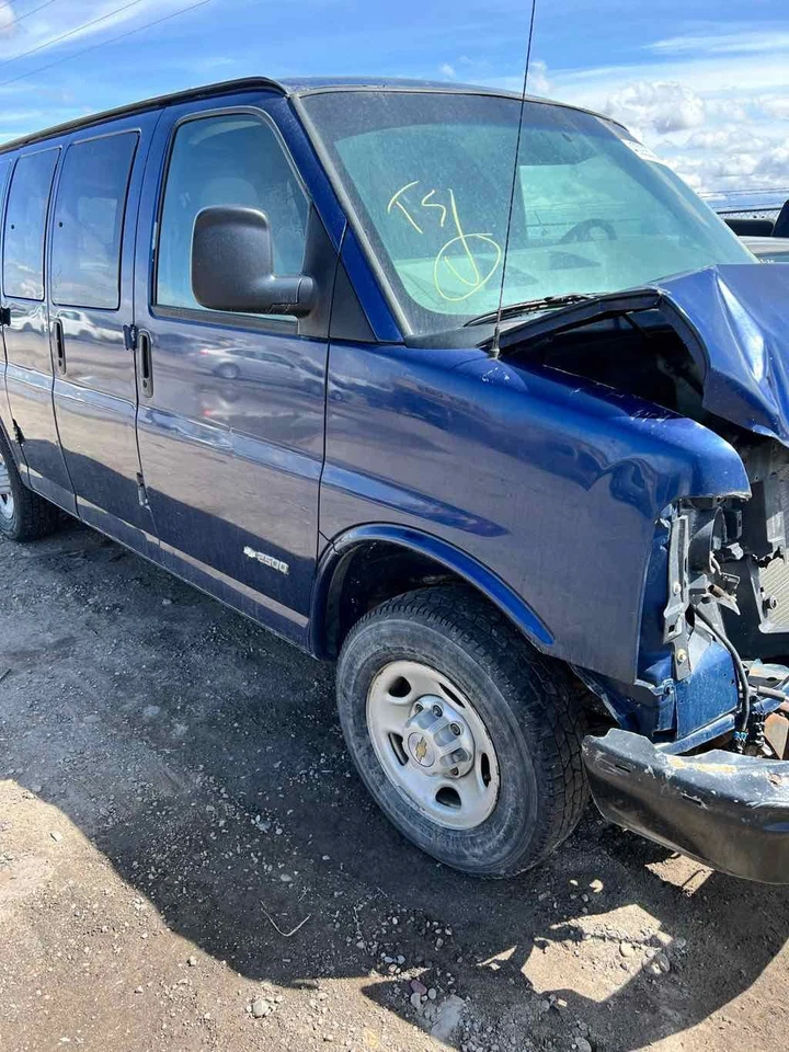 Used Engine Complete Assembly fits: 2004 Chevrolet Express 2500 van 6.0L VIN U 8 Foto 1 de 4