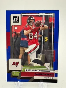 2022 Donruss Cameron Brate #254 Blue Press Proof - Picture 1 of 2
