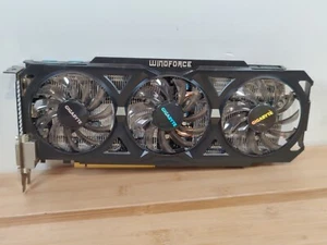 WINDFORCE GV-N7600C-2GD GRAPHIC CARD - Picture 1 of 7