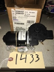 ACDelco 19120756  12335727  Original Equipment Windshield Wiper Motor - Picture 1 of 10