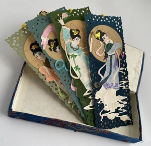 Vintage Four Beautiful Chinese Ladies Bookmarks Brocade Covered Box - Picture 1 of 11