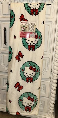 NUEVO CON ETIQUETAS Hello Kitty Corona y Arco Navidad Peluche Manta 60"x90” Blanco, Rojo, Gr Foto 1 de 4