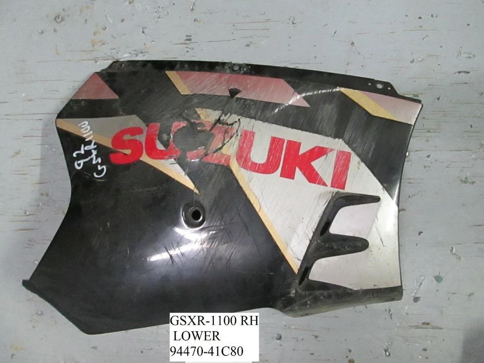 GSXR-1100 1992 RH capucha inferior rojo/negro Foto 1 de 1