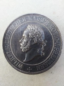 Jubiläums- Gedenkmedaillen zu Ehren Kaiser Wilhelms I. - Bild 1 von 2