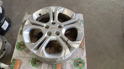 Rueda 17x6-1/2 pintada Opt Rnw se adapta a 17-21 pernos 3784044 Foto 1 de 4