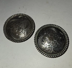 Vintage Sterlingsilber Concho 1,5" gravierte Schraube Westernsattel Tack Mexiko Paar A - Bild 1 von 10