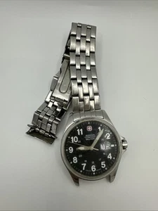 Vintage Wenger Swiss Army Field Watch 7270X with Black Dial - Untested - Picture 1 of 9