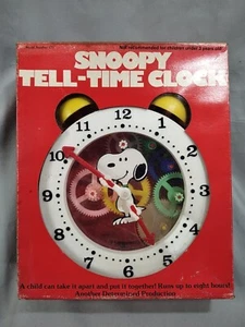 VINTAGE SNOOPY PEANUTS TELL-TIME WIND UP CLOCK MATTEL CONCEPT 2000 MODEL 171 NOS - Picture 1 of 4