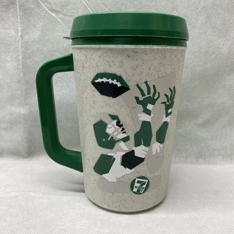 Vintage 1980s Eagles NFL Plastic Aladdin Made In USA Cup Collectible 7 Eleven Cover
