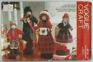 VOGUE 472 CHRISTMAS PATTERN CAROLLERS & CLOTHES PATTERN 4 CAROLLERS & OUTFITS