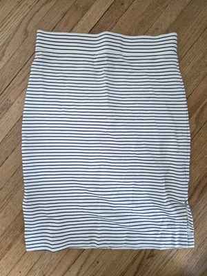 Lápiz recto Ann Taylor Loft talla 4 negro blanco a rayas carrera elástico Foto 1 de 4