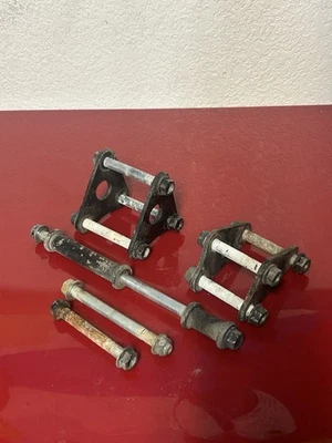 ПОДЛИННЫЙ OEM 1985 HONDA ATC250sx ATC 250sx КРЕПЛЕНИЕ ДВИГАТЕЛЯ КРОНШТЕЙНЫ В СБОРЕ. - Изображение 1 из 4